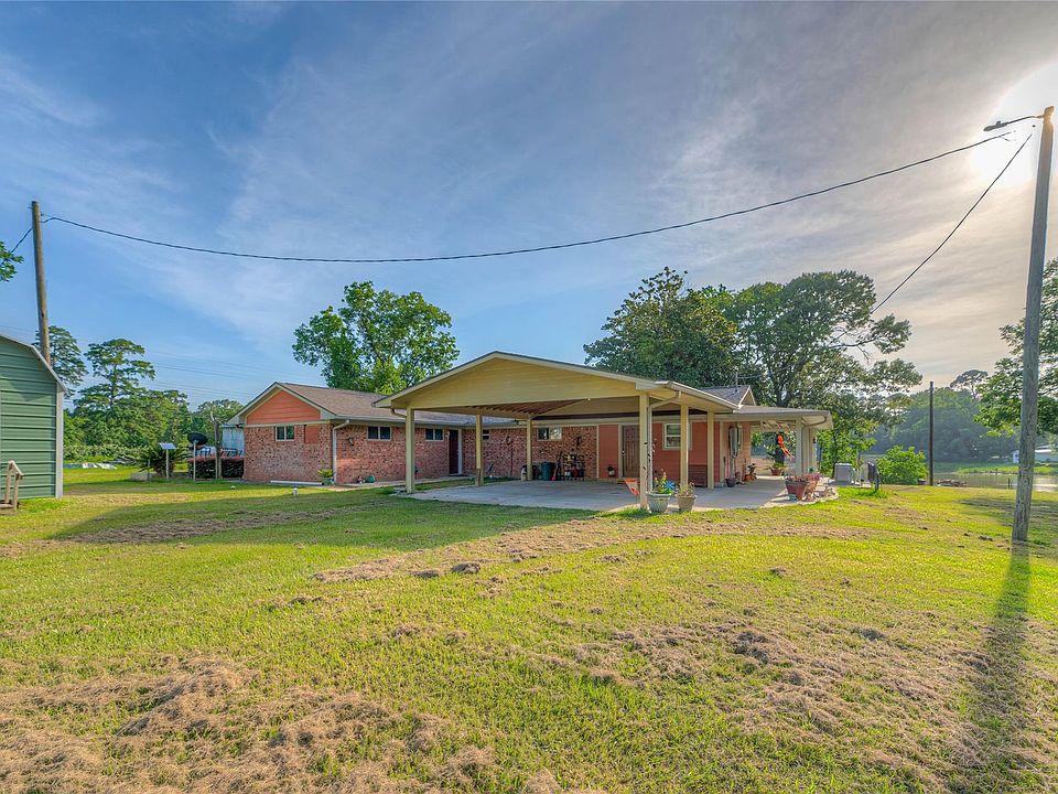 1st image of 135 Sweetgum St