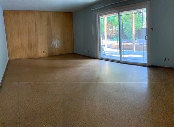 3rd image of 3304 Merrimac Dr