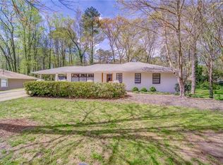 524 Robin Ln SE, Marietta, GA 30067