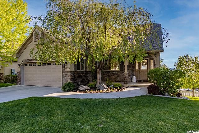 1st image of 8923 N Cottage Canyon Dr
