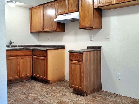 2nd image of 2056 E 56th St APT H2