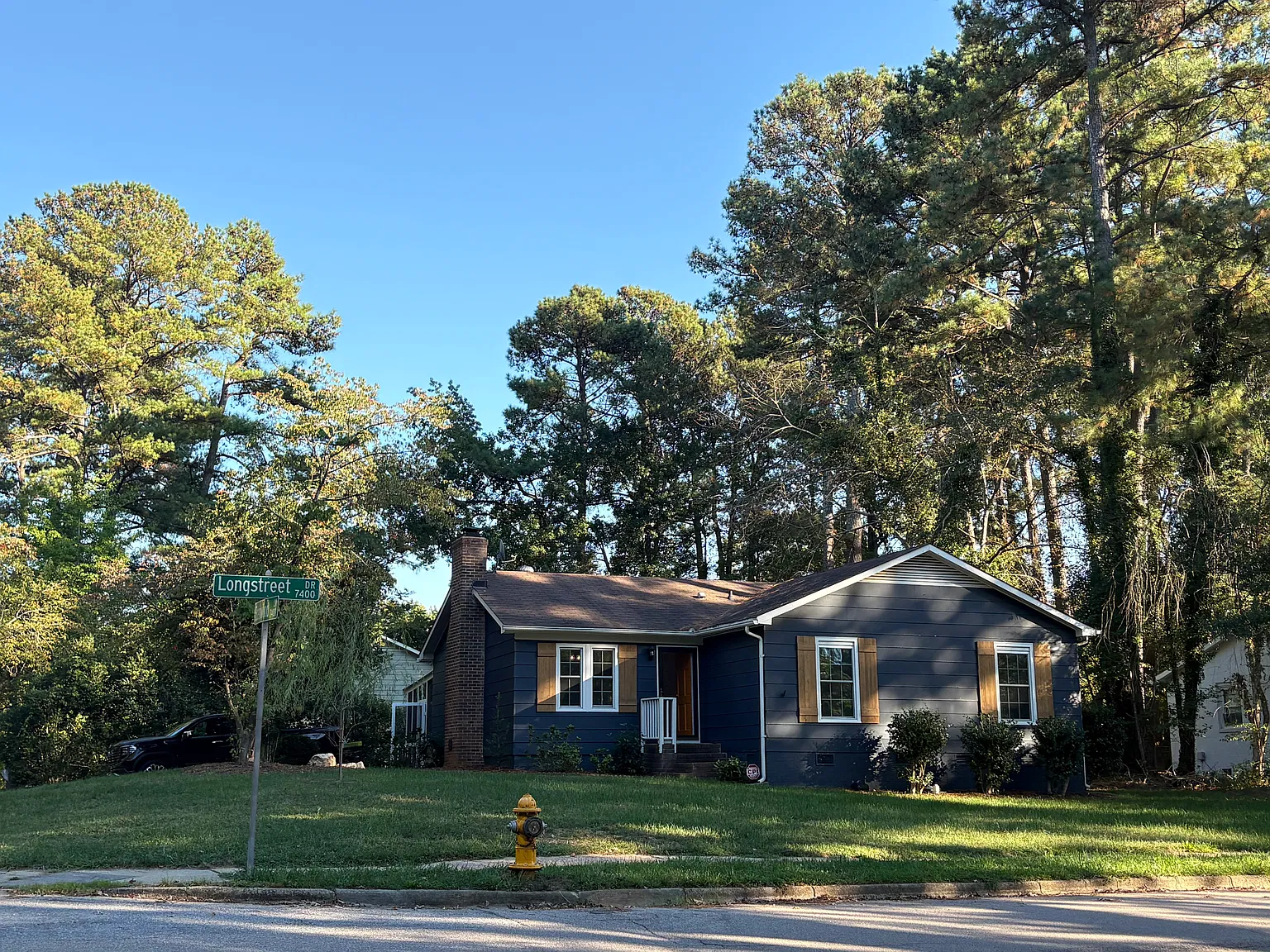 4 bed, 1298 sqft, $2,300 — Photo 1