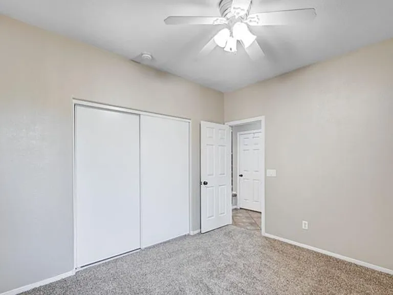 1013 Brinkman St — Photo 13