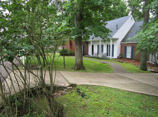 574 Lakeshore Pkwy, Brandenburg, KY