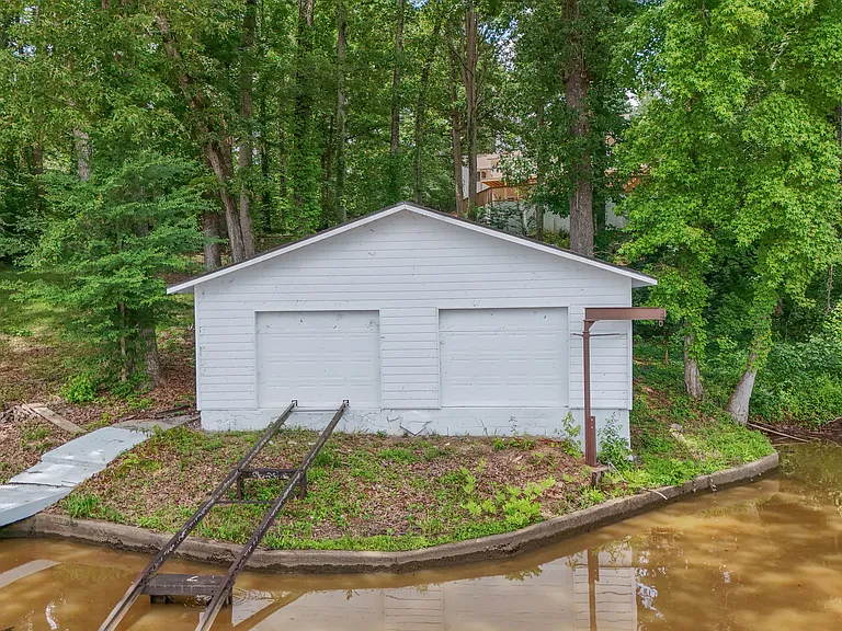 212 Southland Dr — Photo 87