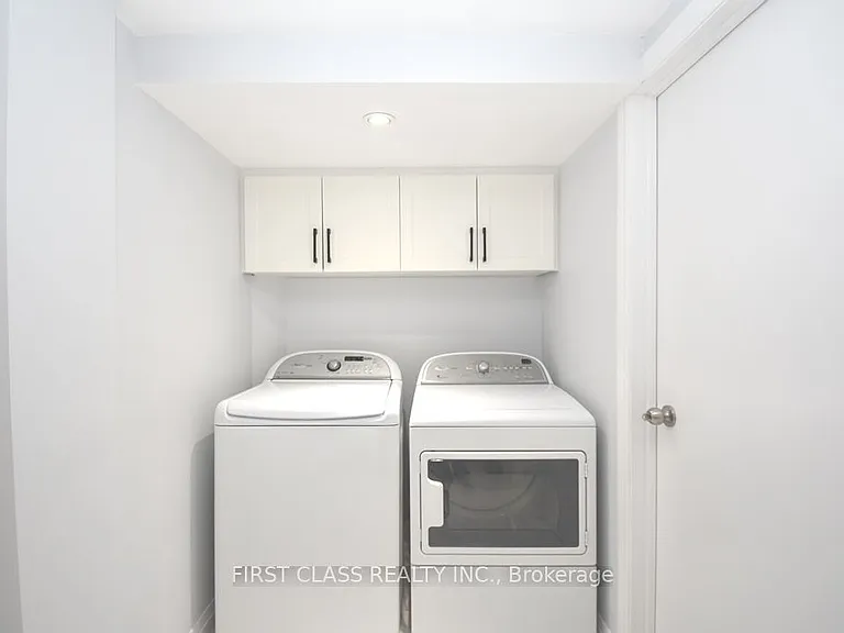 113 Holcolm Rd #1 — Photo 7