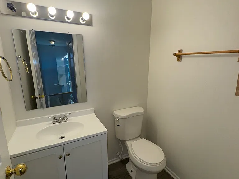 10G Fernwood Dr #10G — Photo 7