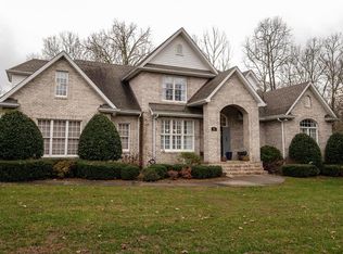 511 Albemarle Dr, Tullahoma, TN 37388