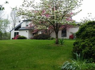 5 Meadowbrook Rd, Boonton, NJ 07005