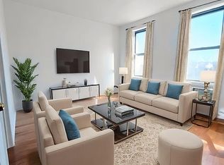 30-78 45th St #F3, Astoria, NY 11103