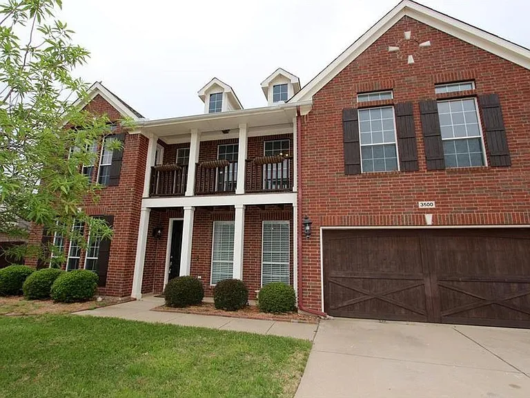 3500 Delaney Dr — Photo 2