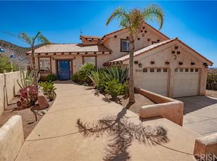 34625 Tuthill Rd, Agua Dulce, CA 91390