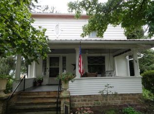 691 Maple Ave, Alderson, WV 24910