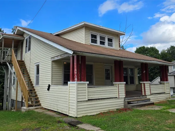 387 Riverside Dr, Johnson City, NY 13790