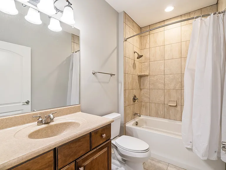 4935 Willow Bluff Cir — Photo 19