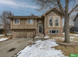 8113 S 152nd Ave, Omaha, NE 68138