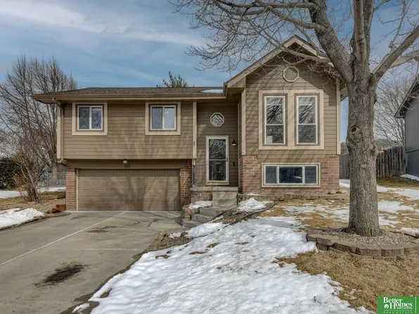 8113 S 152nd Ave, Omaha, NE 68138