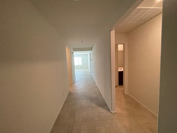 20 Front hallway_03252024