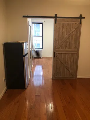 Rented by Alexander Bilu, LREB | media 5