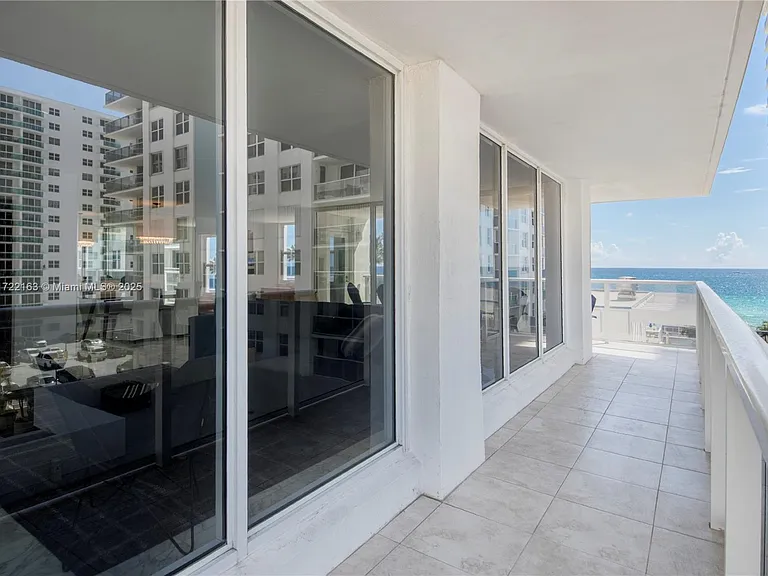 2751 S Ocean Dr #505N — Photo 28