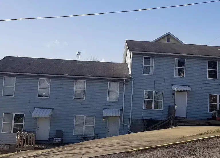 409 McLane Ave #2 — Photo 1