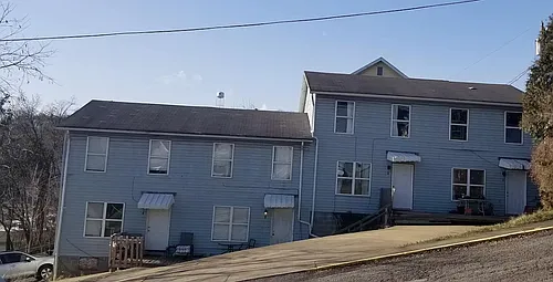 409 McLane Ave Photo 1
