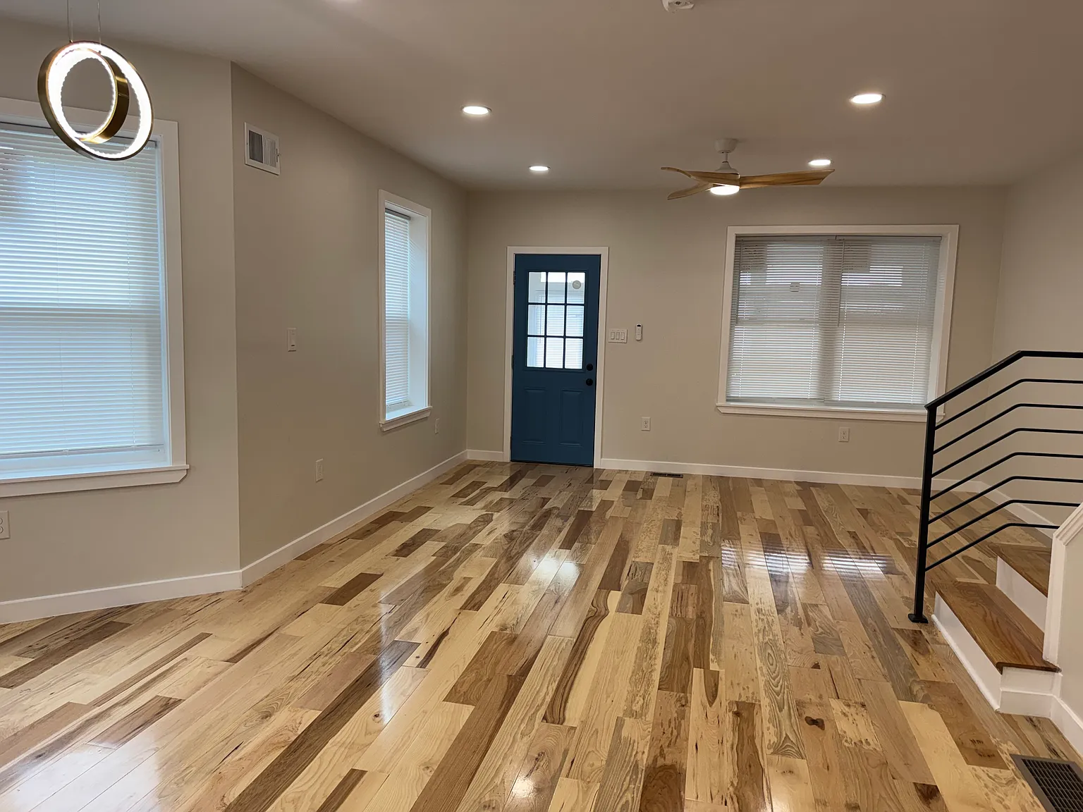 4 bed, 1800 sqft, $3,600 — Photo 2