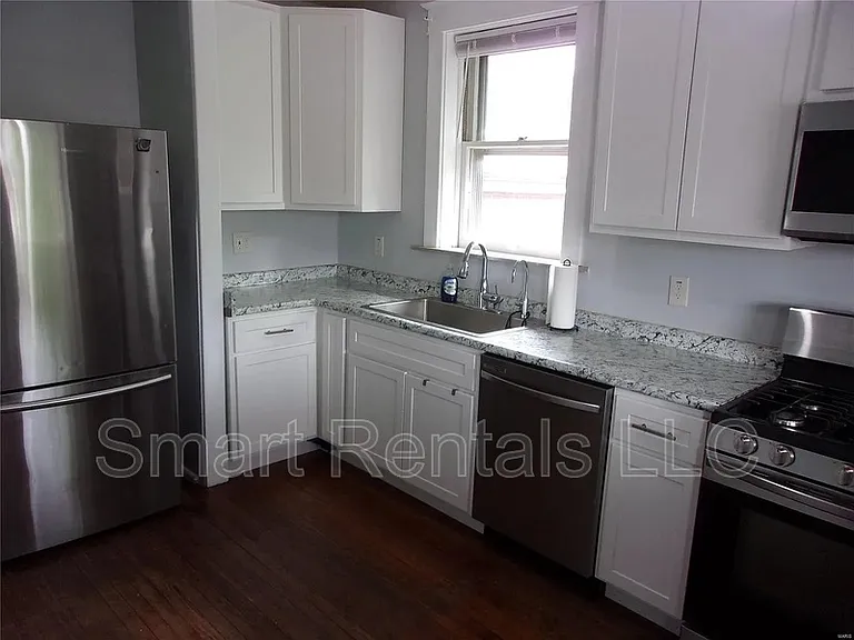 4953 Sutherland Ave #2F — Photo 15