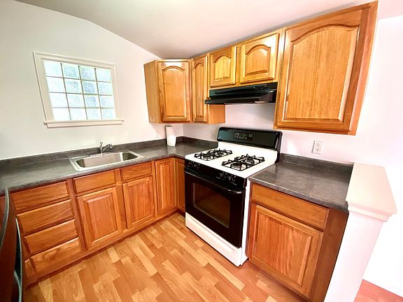 5th image of 1227 York St APT D