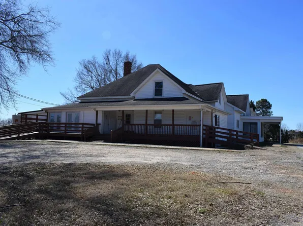 2470 Old Mill Rd, Inman, SC 29349