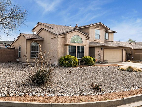 4th image of 2548 Twin Buttes Dr NE