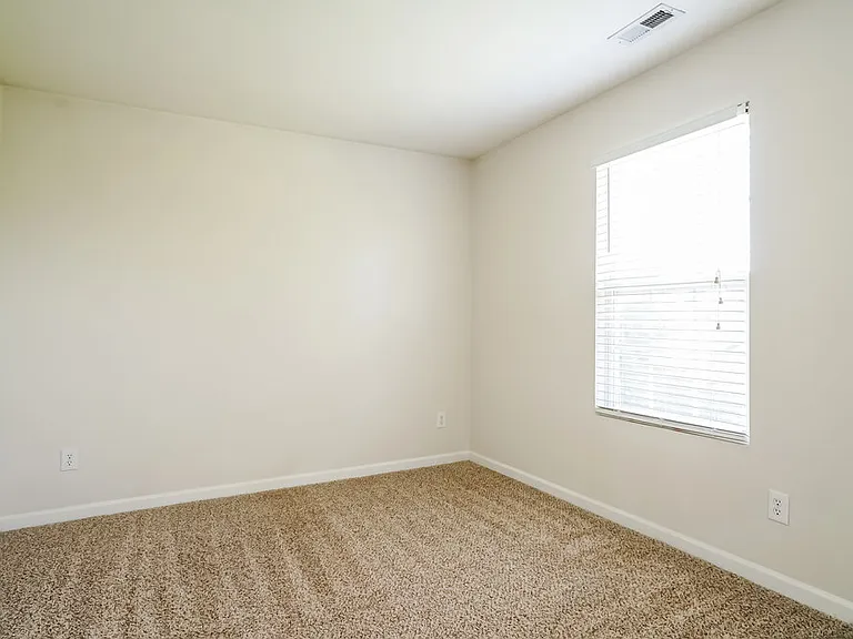 813 Stackhurst Way — Photo 15