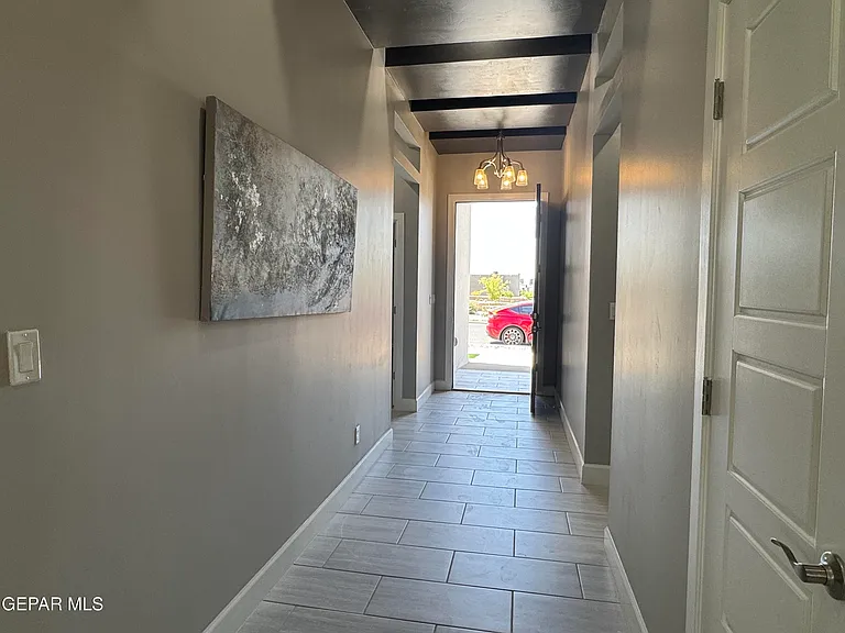 13079 Emerald Hills Ave — Photo 3