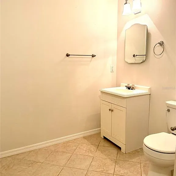 2419 Wells Ave — Photo 25