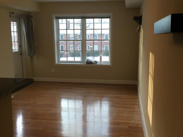 231 N Thomas St UNIT 204