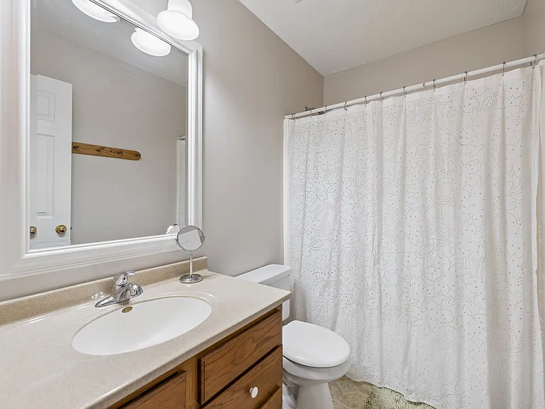 158 W Lombard Dr — Photo 12
