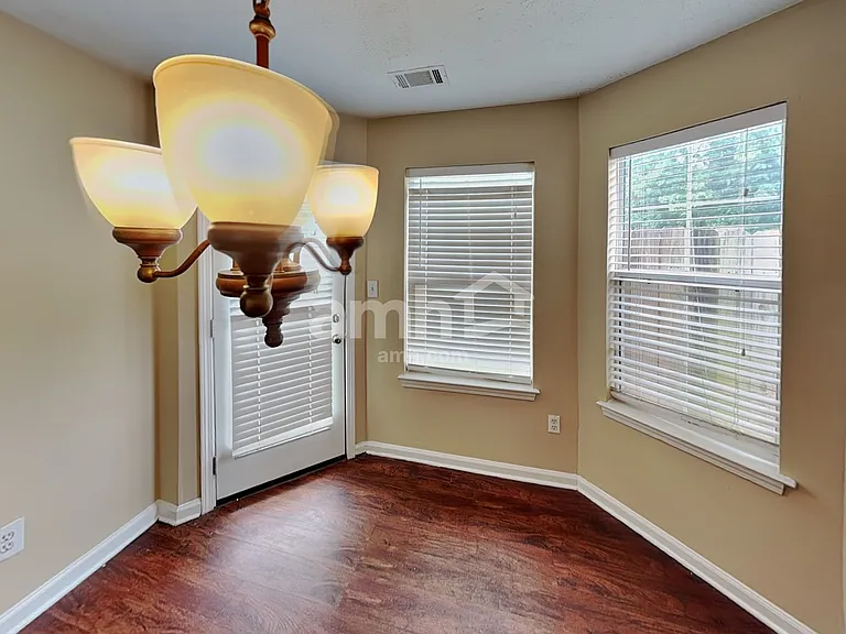 2505 Skylars Mill Way — Photo 5