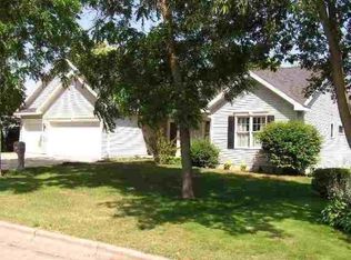 1861 Riverview Dr, Wisconsin Rapids, WI 54494