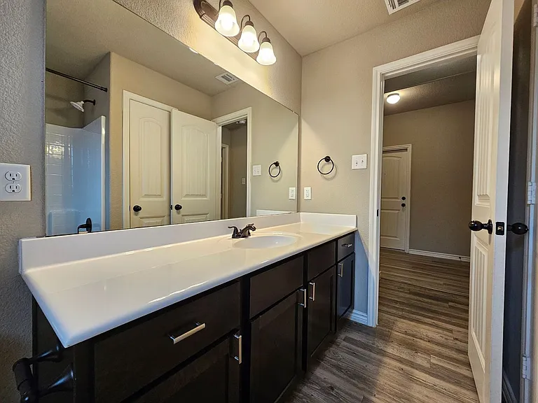6811 Keechi Valley Dr — Photo 20