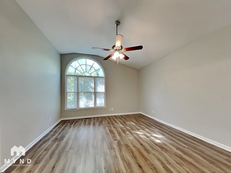 523 Rockvale Ct — Photo 8