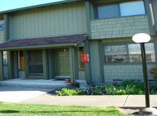 251 College View Dr, Rohnert Park, CA 94928