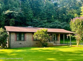 2240 Oldfield Rd, Sylacauga, AL 35150