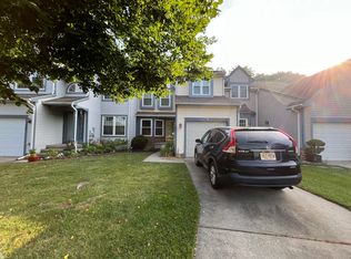 104 Endsleigh Ct, Robbinsville, NJ 08691