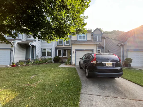 104 Endsleigh Ct, Robbinsville, NJ 08691
