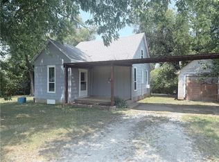 3785 County Road 4060, Independence, KS 67301