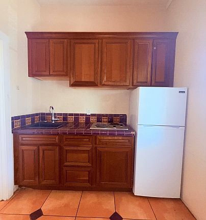 3rd image of 502 E University Blvd #37dad8ea2