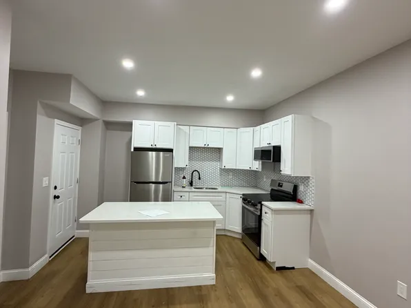 24 E Chestnut St APT 2, Brockton, MA 02301