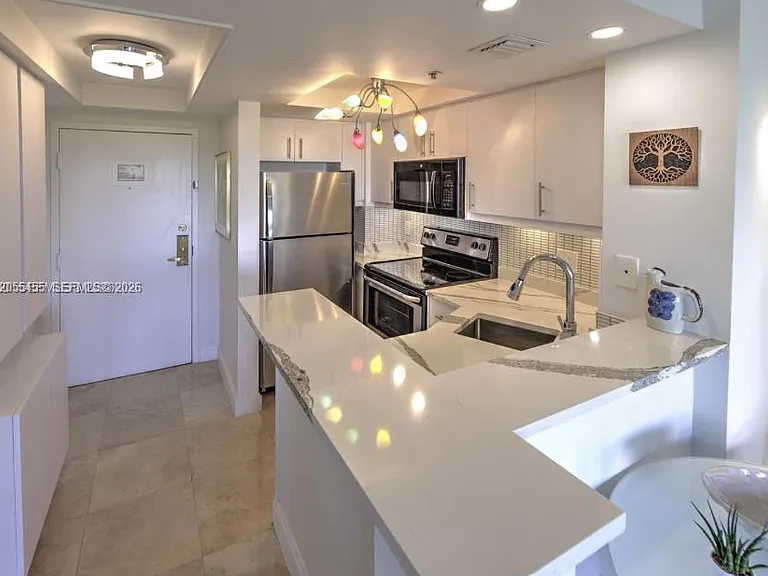 2951 S Bayshore Dr #712 — Photo 14