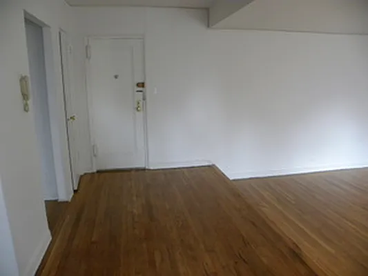 Rented by Living New York | media 13