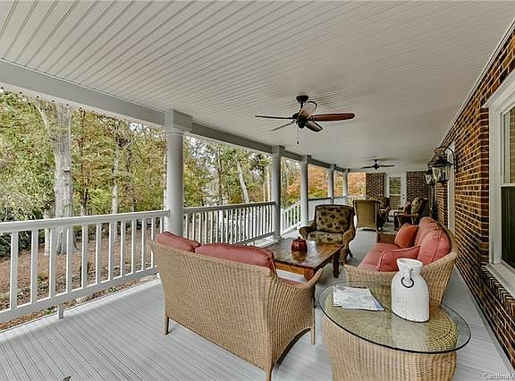 4th image of 407 Trafalgar Pl
